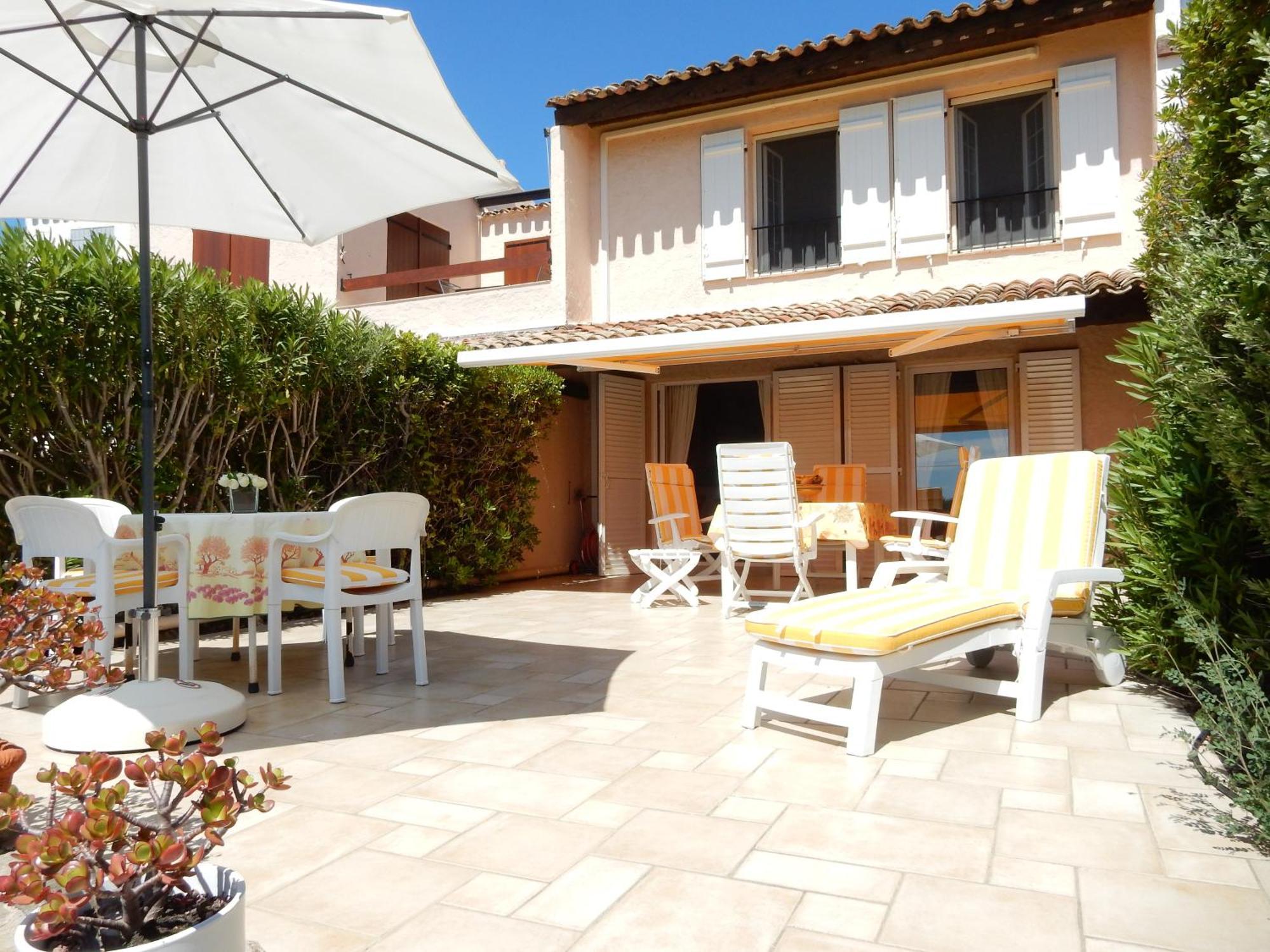 La Maison Collines De Guerrevieille Villa Sainte-Maxime Exterior photo